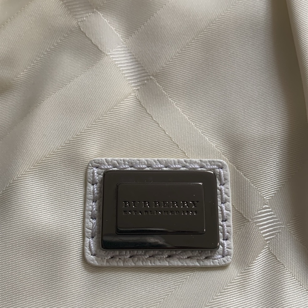 NWT Burberry Off White Small Avondale Nylon and Leather Shoulder Bag - Picture 8 of 15
